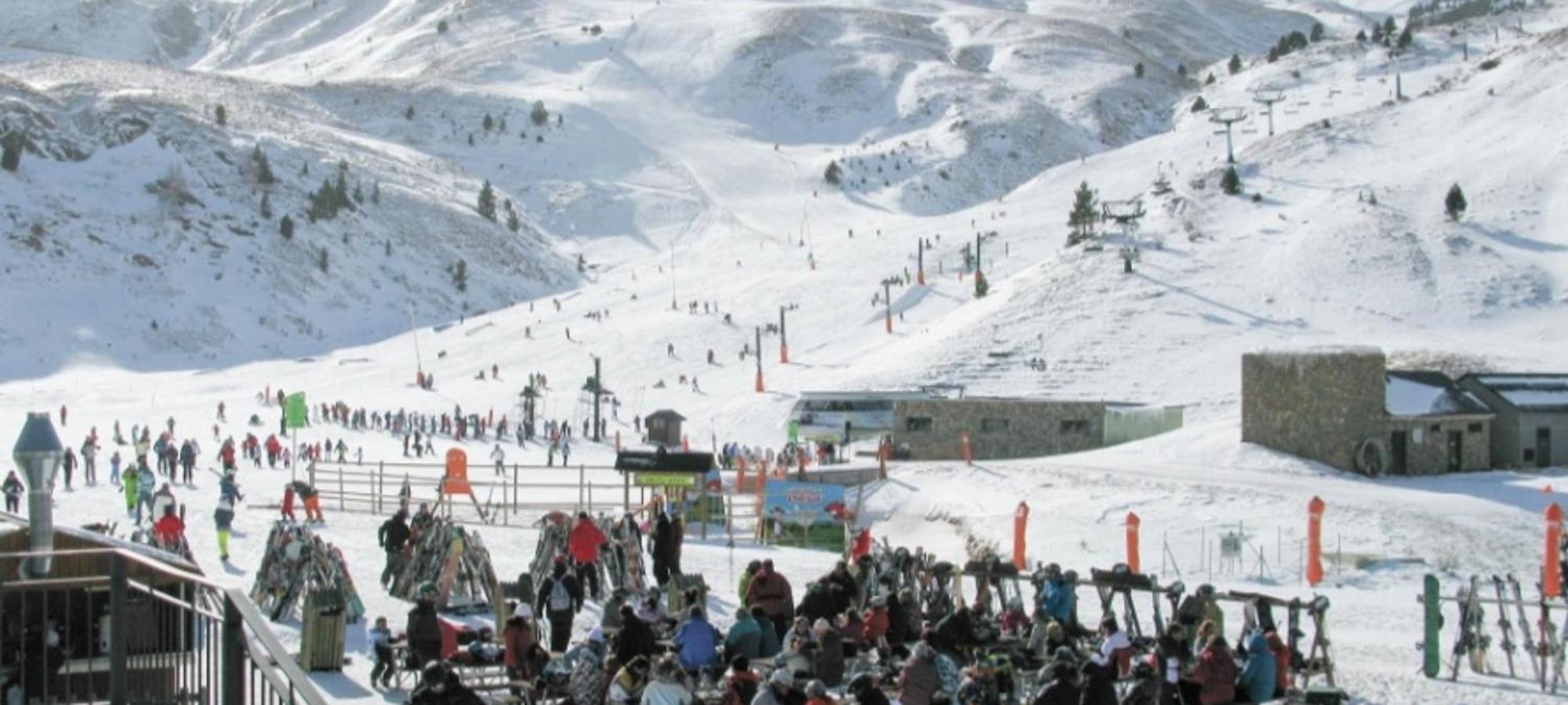 Apartamento El Refugio De Sara Benasque Exterior foto